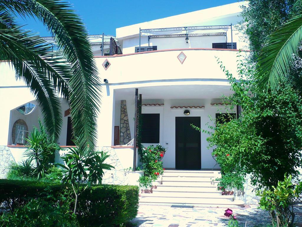 Villa Antonio Calderisi فيستَ المظهر الخارجي الصورة